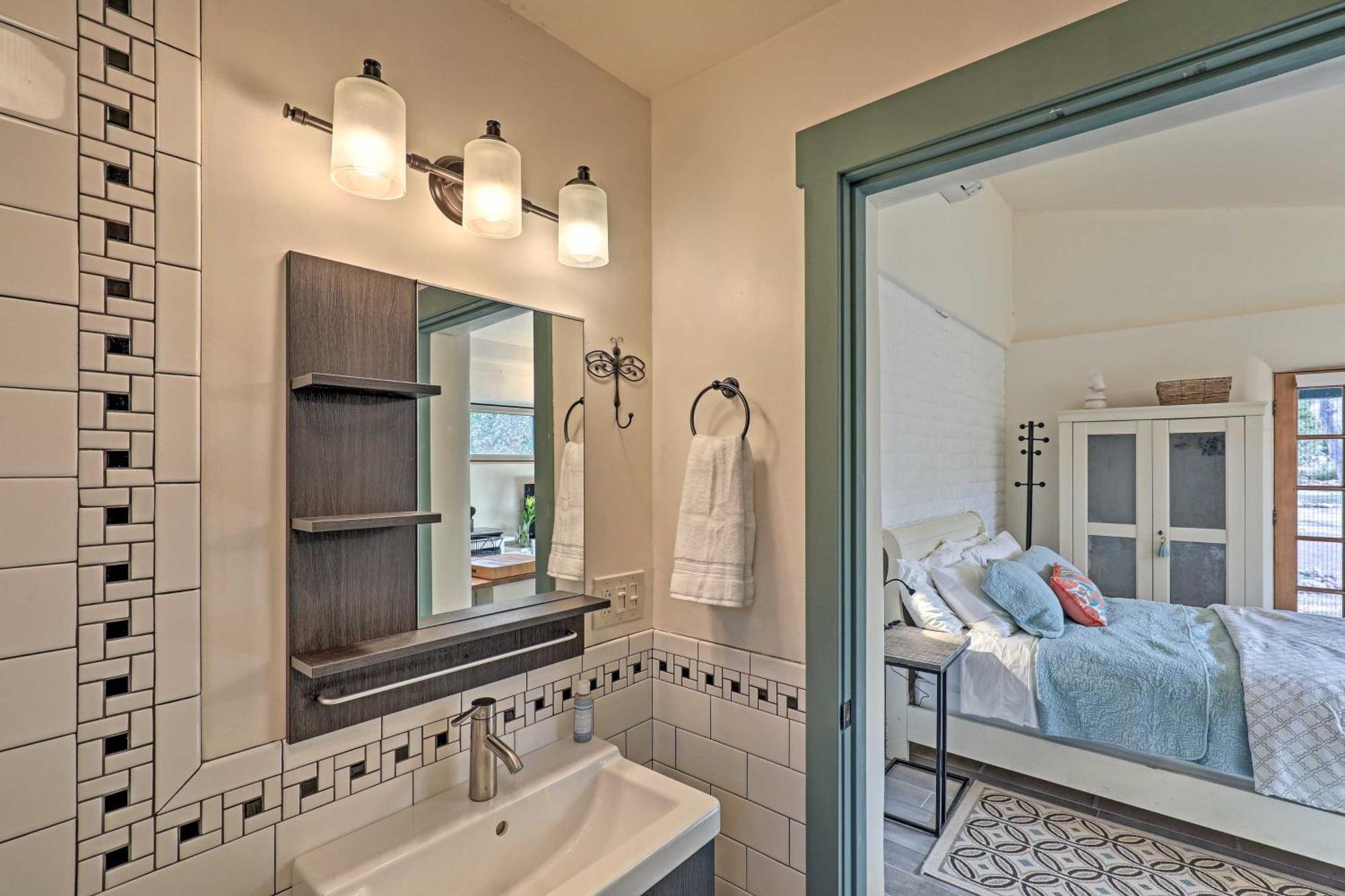 Casa Paloma 1 - Artsy Studio With Hot Tub Access! Patagonia 外观 照片